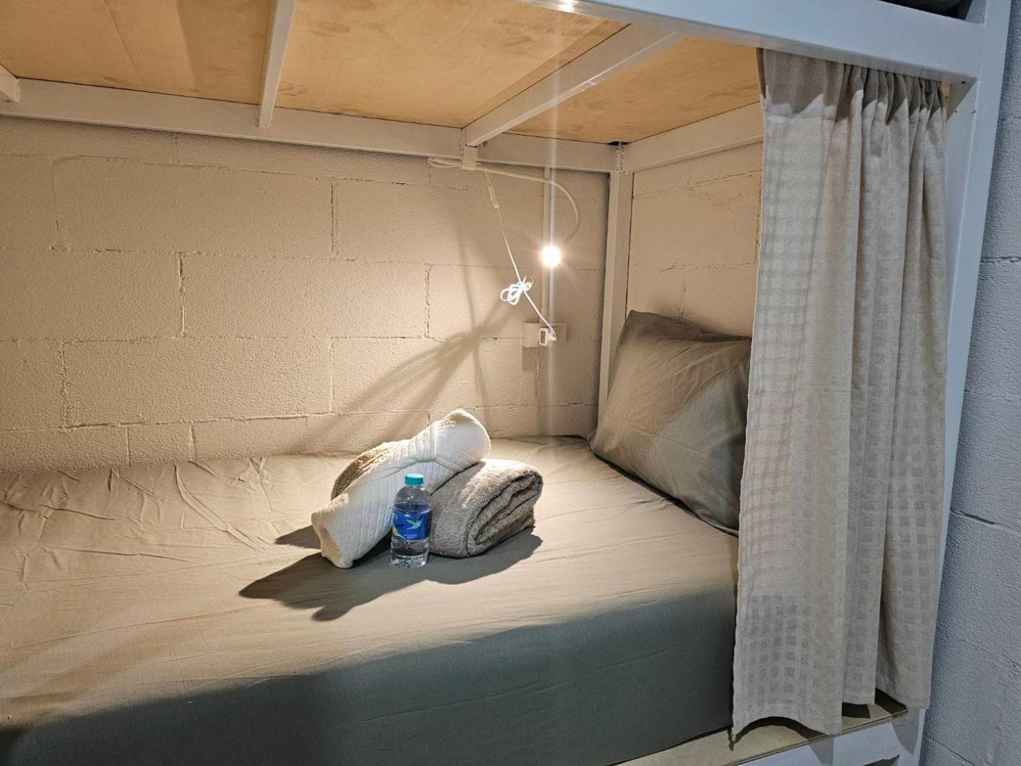 Hao Norn Hostel トンサラ エクステリア 写真