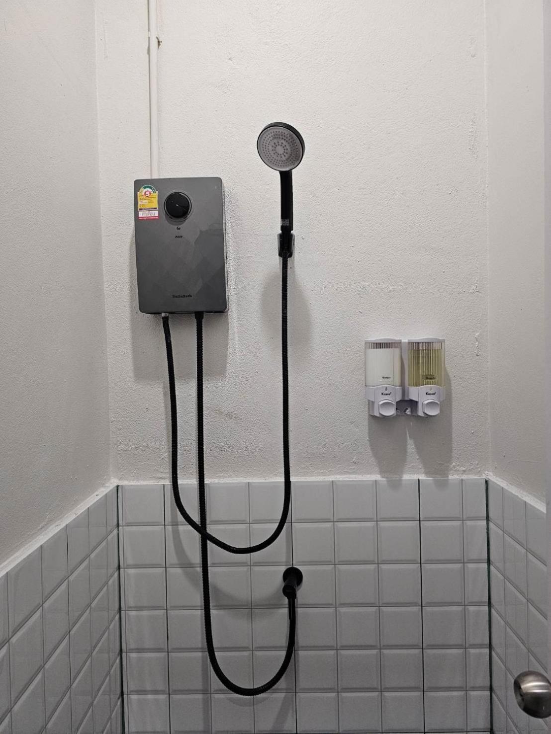 Hao Norn Hostel トンサラ エクステリア 写真