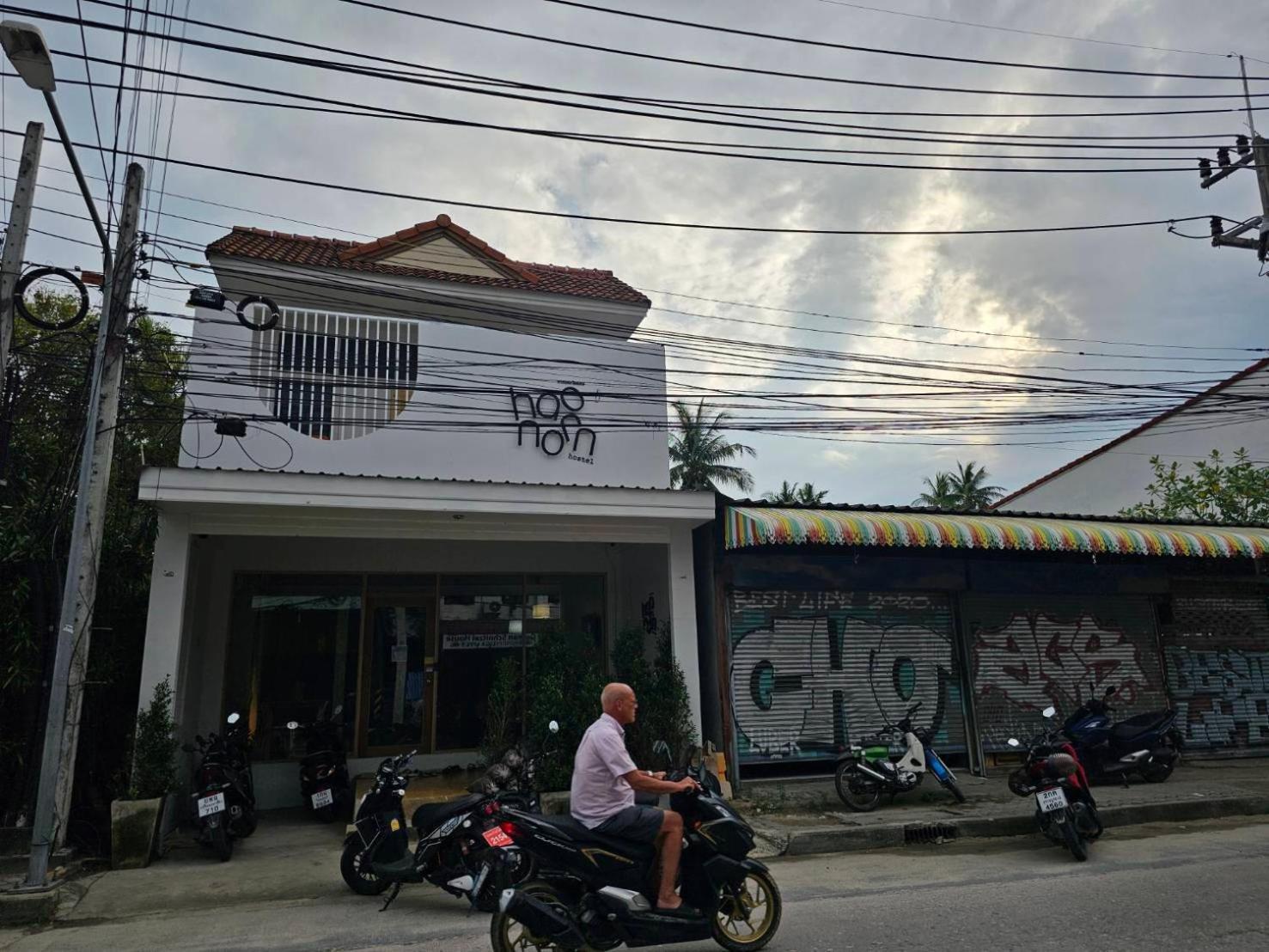 Hao Norn Hostel トンサラ エクステリア 写真